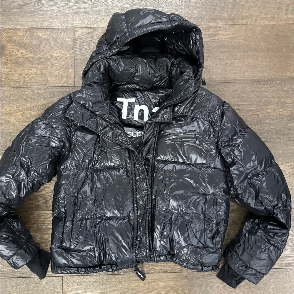 TNA aritzia black super puff winter jacket
